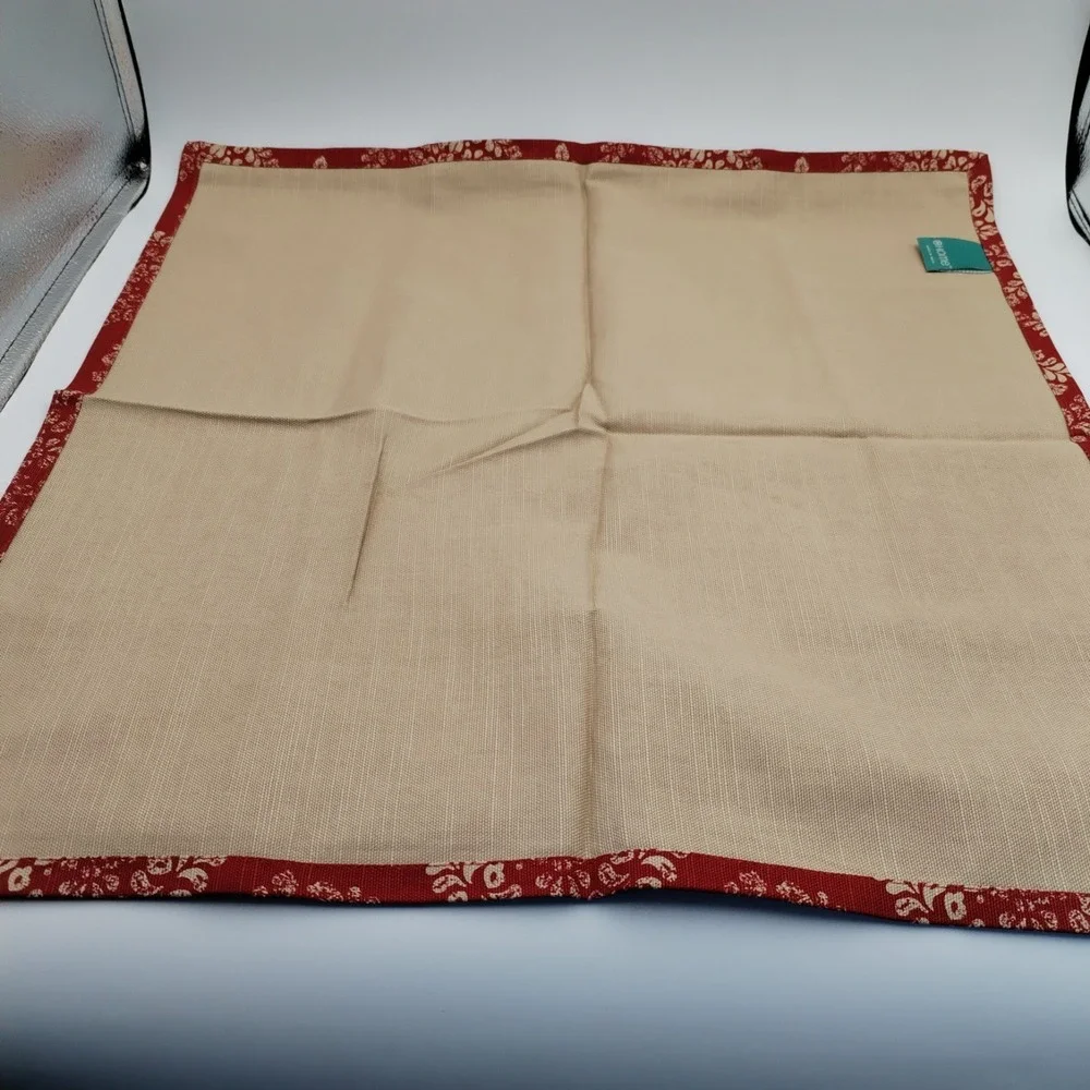 Set of 4 O HOME Cloth Napkins Red Tan Damask Floral Woven Dinner 20